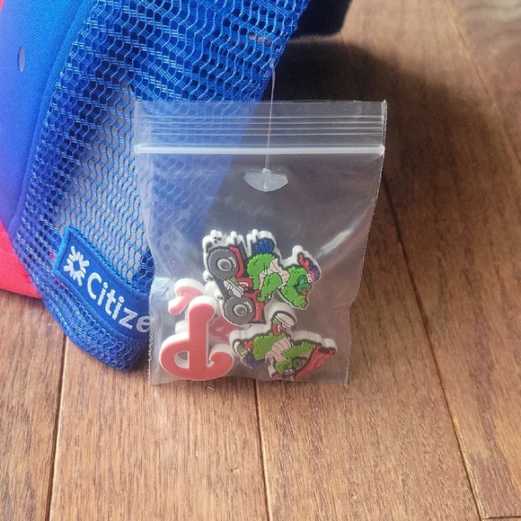 Phillie Phanatic Widget Hat - Picture 6 of 6